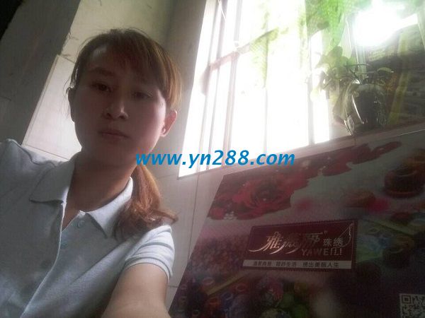深圳松崗小學教師付女士業(yè)余時間做手工活珠繡賺錢 深圳松崗小學教師付女士業(yè)余時間做手工活珠繡賺錢(圖1)