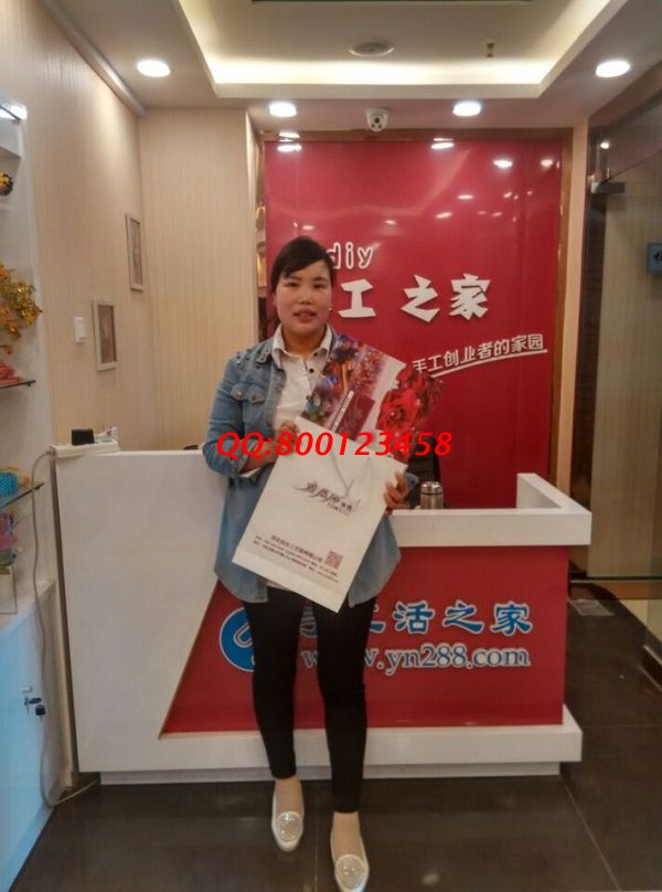 邯鄲魏縣農(nóng)村主婦劉女士來(lái)手工活之家考察，找到正規(guī)可靠的手工活(圖1)