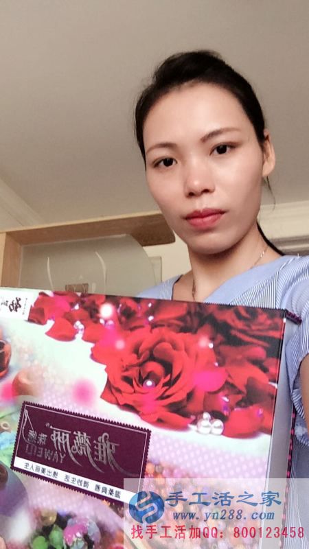 職業(yè)女性兼職好項(xiàng)目，廣西桂林蔣女士工作之余兼職手工活賺錢(qián)