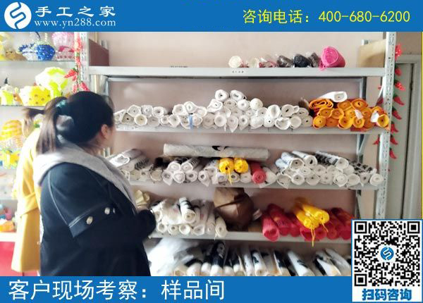 3月27日，返鄉(xiāng)農(nóng)民工的創(chuàng)業(yè)好項目就是這里免押金的手工活外發(fā)加工項目，手工之家接待考察加工客戶剪影