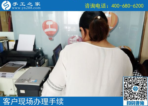 不臟不累，在家掙錢，河北辛集范女士找到這個正規(guī)可靠的外發(fā)手工活