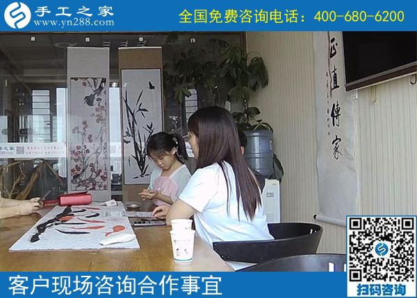 珠小孔大很好穿，河南開(kāi)封于女士在家做手工活外發(fā)加工掙錢(qián)