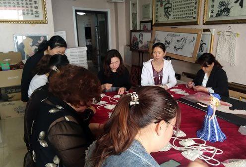 勵志珠珠繡創(chuàng)始人郝磊受邀參加2019APEC工商領(lǐng)導(dǎo)人峰會！??！