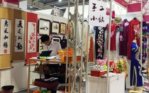 入選非遺的勵志珠珠繡這么火，這個珠繡手工是怎么回事？