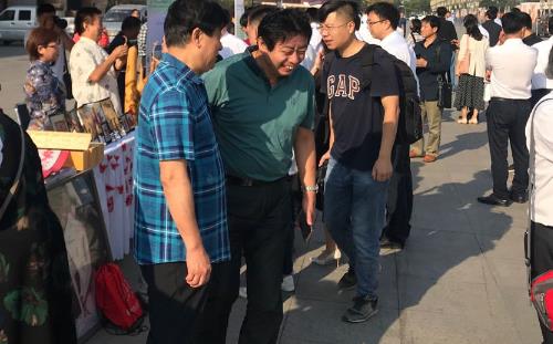 亮相“中國農(nóng)民豐收節(jié)”，勵(lì)志珠珠繡等純手工大放異彩(圖4)