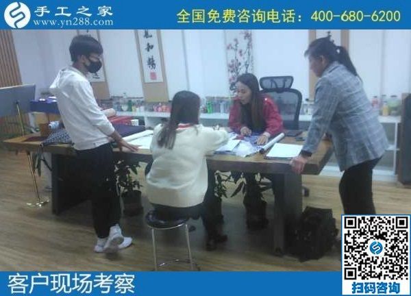 10月3日，手工活外發(fā)回收，這個(gè)可以寄到家做的手工活讓人安心在家掙錢，手工之家接待考察合作加工客戶剪影