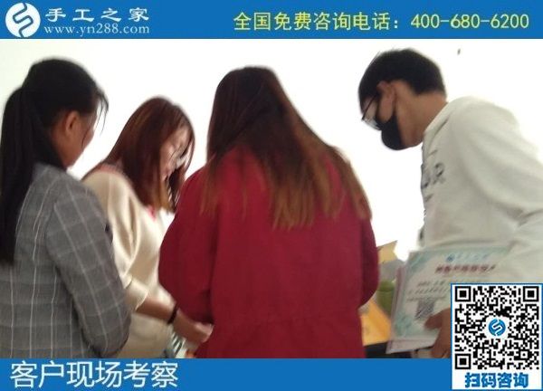10月3日，手工活外發(fā)回收，這個(gè)可以寄到家做的手工活讓人安心在家掙錢，手工之家接待考察合作加工客戶剪影