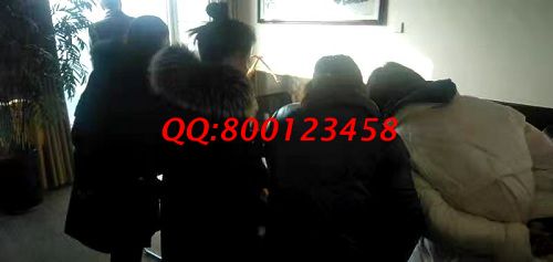 12月8日，長期穩(wěn)定的手工活加工項(xiàng)目，可以寄到家做的手工活，做珠繡手工，手工之家接待考察合作加工客戶剪影