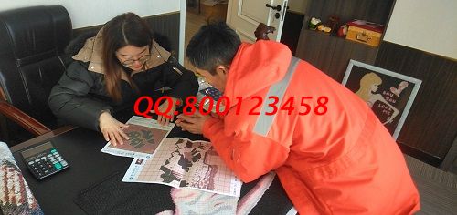 12月10日，純手工活外發(fā)加工項目，適合拿回家做，個人做和組織人做都可以，手工之家接待考察加工客戶剪影
