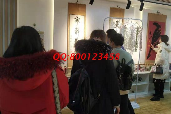 3月7日，拿回家做的手工活，想接正規(guī)廠家的手工活，就選勵志珠珠繡，手工之家接待考察合作加工客戶剪影