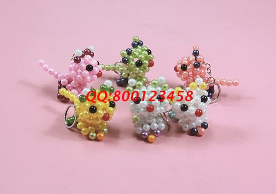 1月20日，想做手工活掙錢，拿回家做的手工活，居家就業(yè)創(chuàng)業(yè)，手工之家的珠繡串珠手工活外發(fā)加工項目是個好選擇，圖為勵志珠珠繡串珠成品實拍