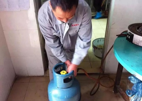 防騙在行動(dòng)，手工之家提醒農(nóng)民朋友，這些騙局要注意，也許就在你的身邊(圖1)
