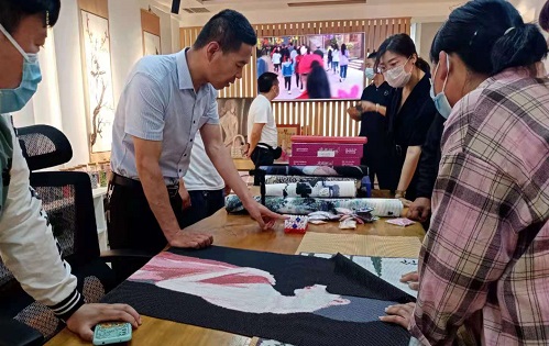 哪里有適合寶媽在家做的手工活？不耽誤帶孩子(圖1)