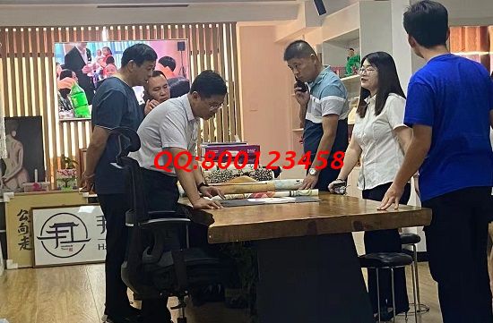 7月2日，可以寄到家做的手工活，簡單好做的勵(lì)志珠珠繡，大家都喜歡、都想做，村領(lǐng)導(dǎo)帶隊(duì)來考察。手工之家接待考察加工客戶剪影