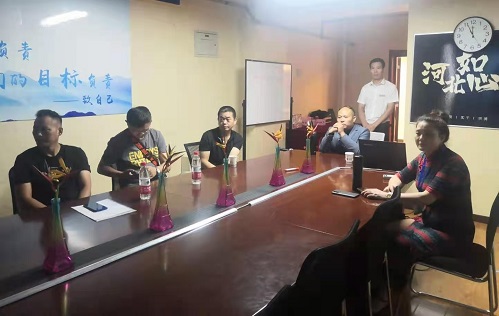 以珠繡手工為紐帶，做好居家就業(yè)創(chuàng)業(yè)-------記四川南充殘聯(lián)合作考察團(tuán)在手工之家