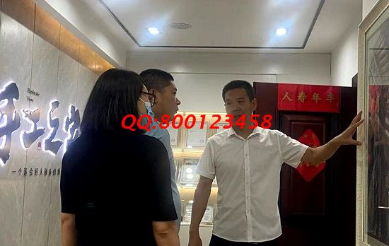 8月21日，產(chǎn)品種類多，手工技能簡(jiǎn)單，可以寄到家做的手工活，勵(lì)志珠珠繡手工活外發(fā)加工項(xiàng)目大家都可以做，圖為手工之家接待考察加工客戶剪影