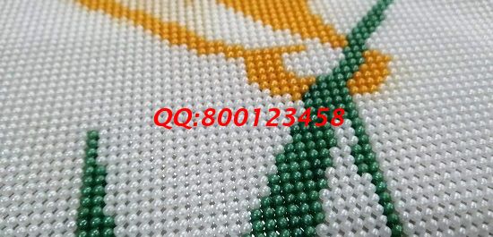 10月2日，想接正規(guī)廠家的手工活，這個可以帶回家做的手工活受到越來越多人的歡迎，手工之家勵志珠珠繡成品細節(jié)實拍