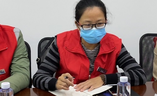 10月5日，想接正規(guī)廠家的手工活，手工活代加工項(xiàng)目，大家選擇這個可信可靠的珠繡手工，圖為手工之家第五期優(yōu)秀繡娘培訓(xùn)會剪影