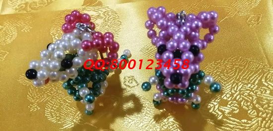 11月26日，不分人群，做珠繡串珠外發(fā)手工活加工項(xiàng)目，大家都選手工之家，圖為勵(lì)志珠珠繡串珠成品實(shí)拍(圖2)