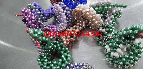 12月2日，想在家做手工活掙錢，想選擇手工之家的勵(lì)志珠珠繡，材料方面的政策很完善，可以放心選擇，圖為勵(lì)志珠珠繡串珠產(chǎn)品實(shí)拍(圖5)