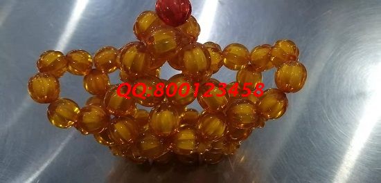 12月8日，拿回家做的手工活，手工活外發(fā)加工項(xiàng)目就選負(fù)責(zé)任的手工之家，圖為勵(lì)志珠珠繡串珠產(chǎn)品實(shí)拍(圖2)