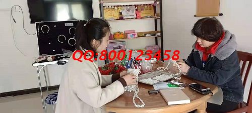 1月30日，正規(guī)手工活在家賺錢，可以寄到家做的手工活，選十多年的手工企業(yè)手工之家的珠繡串珠外發(fā)手工活，圖為各地加工人員工作室剪影