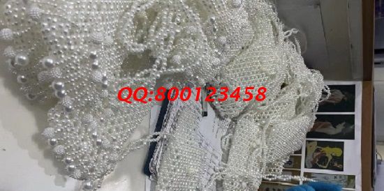 2月10日，純手工活外發(fā)加工，拿回家做的手工活兼職，傳統(tǒng)手工珠繡串珠的倉(cāng)庫(kù)很忙，圖為手工之家兩個(gè)倉(cāng)庫(kù)日常剪影