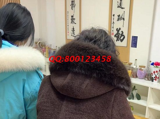 2月18日，家庭手工加工活回收，可以拿回家做的手工，來手工之家手工活接單平臺，圖為手工之家接待加工客戶現(xiàn)場考察合作剪影