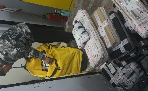 請查收，您結(jié)算的加工費和新加工材料包！--- --- 記手工之家客維部人員日常服務加工人員