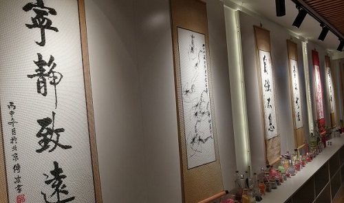 5月3日，手工活接單平臺，手工兼職招聘帶回家做，珠繡產(chǎn)品讓手工之家和加工人員更好共贏，圖為勵志珠珠繡手工產(chǎn)品剪影