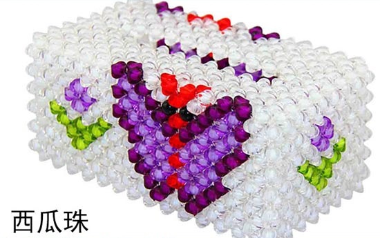 5月28日，手工活接單平臺(tái)，正規(guī)供料的手工活，珍惜珠繡外發(fā)手工活，珍惜合作，圖為珠繡串珠（紙抽盒）手工成品剪影