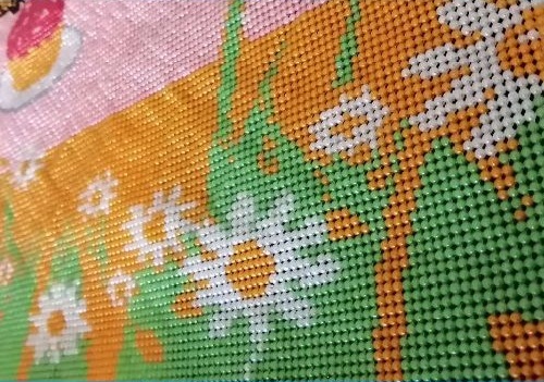 在家做手工活掙錢，哪個(gè)手工外發(fā)平臺(tái)可以長期提供貼心的服務(wù)？(圖1)