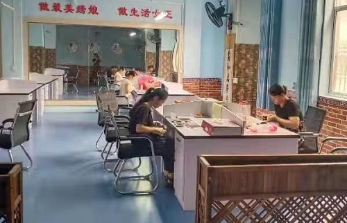 端午粽飄香，居家珠繡忙------手工之家給大家送端午祝福