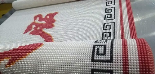6月4日，拿回家做的手工活，在家兼職手工活，手工之家的珠繡串珠手工相互促進(jìn)、良性發(fā)展，圖為勵(lì)志珠珠繡手工產(chǎn)品剪影