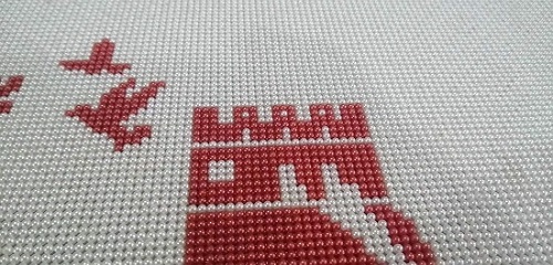 6月4日，拿回家做的手工活，在家兼職手工活，手工之家的珠繡串珠手工相互促進(jìn)、良性發(fā)展，圖為勵(lì)志珠珠繡手工產(chǎn)品剪影