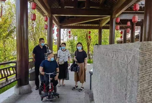 交流研討，在產(chǎn)業(yè)化、市場化、品牌化道路上前行 --- ---記2022邯鄲“青創(chuàng)營”走進(jìn)大名府(圖3)