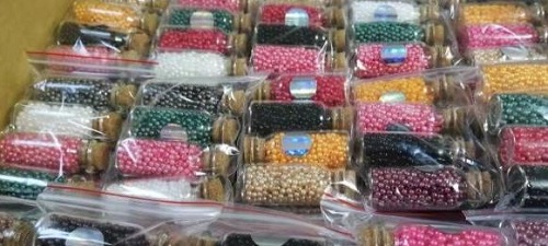 10月4日，手工兼職招聘帶回家做，手工活外發(fā)加工，積極扶持，手工之家的這個(gè)項(xiàng)目是很多人創(chuàng)業(yè)的好選擇，圖為勵(lì)志珠珠繡串珠手工材料剪影