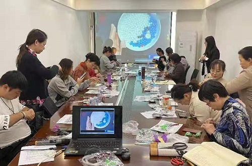 愛，是一切奮斗和成功的源泉 --- ---記手工之家優(yōu)秀合作伙伴云南楊女士