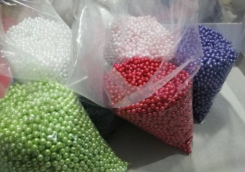 10月30日，手工項(xiàng)目拿回家做，正規(guī)廠家的手工，在手工之家就知道為什么大家喜歡這里，圖為勵志珠珠繡串珠手工材料剪影