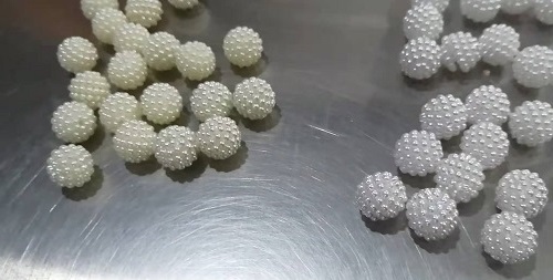 11月24日，帶回家做的手工項(xiàng)目，居家靈活就業(yè)的好副業(yè)，手工之家堅(jiān)持事業(yè)和方向很正確，圖為勵(lì)志珠珠繡串珠手工材料剪影