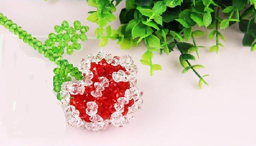 1月31日，正規(guī)可靠的手工項目，可以帶回家做的手工，手工之家都有什么品牌？圖為勵志珠珠繡串珠手工產(chǎn)品剪影
