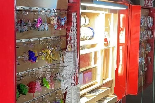 自由靈活，是手工之家移動(dòng)潮品店的重要優(yōu)勢
