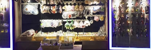 很多人會(huì)問(wèn)，手工之家的移動(dòng)潮品店都對(duì)什么人開放合作？