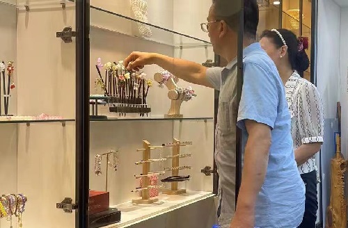 有朋自遠(yuǎn)方來，只為手工而相聚 ------ 記石家莊和甘肅的朋友來到手工之家學(xué)習(xí)考察