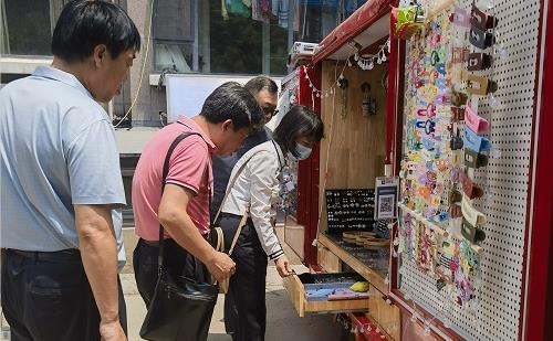 看好手工產(chǎn)品銷售，只為“你”而來(lái) ------ 雄安翟先生專程來(lái)手工之家考察合作移動(dòng)潮品店