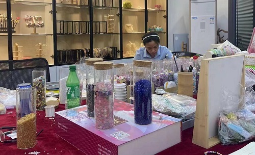 居家手工掙錢忙，端午安康粽飄香 ------ 手工之家給大家送上真摯祝福