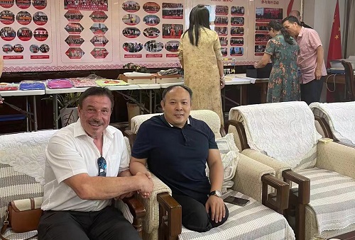 開辟國內(nèi)國際銷售新市場，手工之家一直在路上 ------ 記手工之家參加“文化出?！鄙虅?wù)洽談