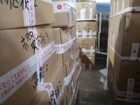 9月30日，想接正規(guī)廠(chǎng)家的手工活，手工活外發(fā)加工項(xiàng)目，很多人選擇手工之家手工創(chuàng)業(yè)成功，圖為勵(lì)志珠珠繡串珠手工材料倉(cāng)庫(kù)備貨剪影