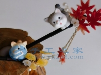 6月4日，手工活接單正規(guī)平臺(tái)，拿回家做的手工項(xiàng)目，可以開飾品加工廠，手工之家讓大家居家手工掙錢有底氣，圖為勵(lì)志珠珠繡串珠手工產(chǎn)品剪影