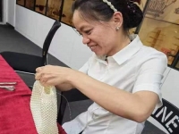 在家做手工活，既是一項兼職收入，也是一份美麗事業(yè)